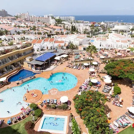 Santa Maria 102 - One Bed Апартаменти